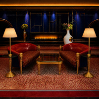 Ensemble de canapés vintage en cuir véritable avec cadre doré sculpté à la main pour villa, salon de cigares, salle de réception