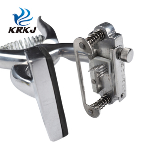 CETTIA Pince à tatouer pour cochon en acier inoxydable Pince à épine d'oreille Applicateur vétérinaire de chèvre Pince à tatouer pour piercing - Product Image 6
