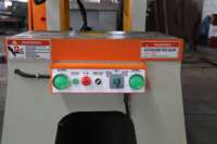 Presse mécanique de poinçonnage J23-63T d'usine fiable avec composants essentiels complets