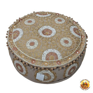 Nouveau design Pouf indien tendance Coussin Pouf brodé à la main et personnalisable Pouf de sol brodé à la main - Product Image 2