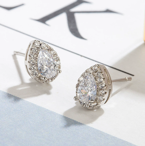 Pendientes de tuerca de moissanita de plata de ley en forma de pera versátiles clásicos para mujer, accesorio de fiesta de uso diario, regalo - Product Image 3