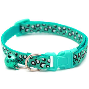 Leopardenmuster 1,0cm Acryl Haustier-Halsband Niedliches Ausziehbares Einziehbares Halsband für Katzen und Hunde Outdoor-Hundeausführ Zubehör - Product Image 3