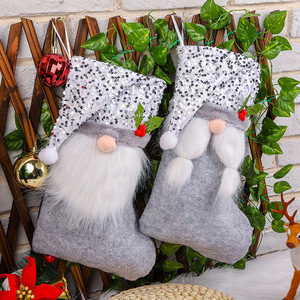 Décorations de Noël créatives Chapeaux à paillettes Sacs-cadeaux <span class=keywords><strong>sans</strong></span> <span class=keywords><strong>visage</strong></span> pour personnes âgées Ornements de chaussettes de bonbons suspendus - Product Image 2