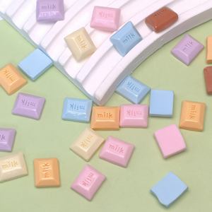 Ciondoli in resina di simulazione di cioccolato al latte di san valentino artigianato fai da te figure di cioccolato fermagli per capelli <span class=keywords><strong>accessori</strong></span> per la creazione di gioielli - Product Image 4