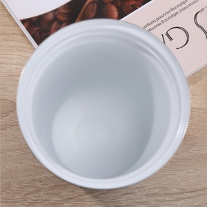 Tasse à café isolée de 380ml avec revêtement en céramique Tasse de voyage à café anti-éclaboussures avec couvercle Tasse thermos pour café chaud/glace Thé Bière - Product Image 3