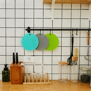 Almohadillas y Tapetes Redondos de Silicona Antideslizantes y Resistentes al Calor para Cocina, Ecológicos, Modelo S028, Venta al por Mayor - Product Image 4