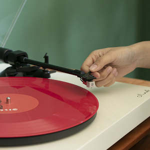 Tocadiscos de Gama Alta AT-3600L con Acabado Piano, Gramófono con Sonido <span class=keywords><strong>Hi</strong></span>-<span class=keywords><strong>Fi</strong></span> Bluetooth, Reproductor de Discos de Vinilo LP con Función de Pausa Automática - Product Image 4