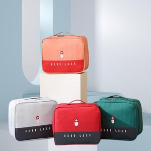 Petit emballage de médicaments de voyage d'affaires portable personnalisé sac de rangement de médicaments de plein air avec <span class=keywords><strong>trousse</strong></span> de premiers soins - Product Image 1