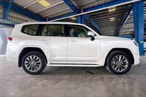 Voitures d'occasion entièrement équipées, Toyota Land Cruiser GXR <span class=keywords><strong>SUV</strong></span> <span class=keywords><strong>2022</strong></span>, prêtes à être expédiées - Product Image 1