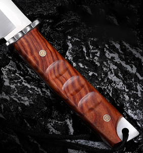 OEM قابلة للتخصيص عالية المتانة محمولة متعددة الوظائف للدفاع عن النفس في الهواء الطلق التخييم في الهواء الطلق مقبض خشبي الفولاذ المقاوم للصدأ - Product Image 5