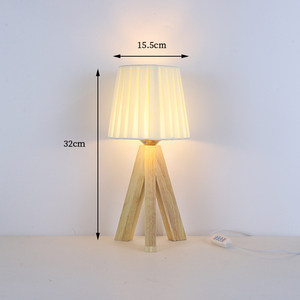 Lampe de table moderne minimaliste avec abat-jour en cristal, base en laiton blanc, LED E26, AC 85-265V, interrupteur à bouton central décoratif, 3500K - Product Image 1