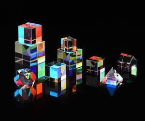 GLS-K K9 유리 맞춤형 고품질 크리스탈 90도 광학 무지개 빛 정삼각형 프리즘 - Product Image 4