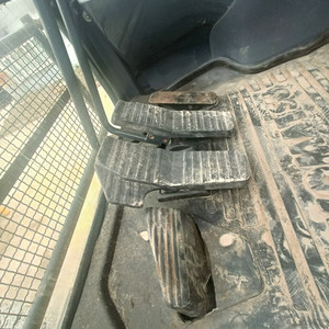Excavadora de cadenas Komatsu PC400 usada, 20 toneladas, motor Isuzu japonés, bomba de excavación de alta eficiencia - Product Image 6