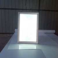 Boîtes lumineuses Led d'extérieur pour boutique personnalisées Enseigne lumineuse Publicité d'entreprise Affichage Cadre en aluminium Plaque de guidage de lumière en acrylique