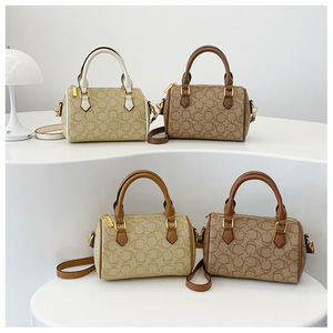 Bolso Boston Retro de Moda 2025 para Mujer, Bolso de Mano de Cuero PU Estampado, Bandolera/Cruzado, Impermeable, con Cierre, Versátil para Uso Diario - Product Image 2