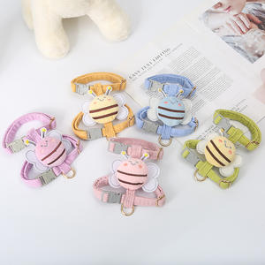 Coleira Ajustável para Cães com Padrão de Abelha, Cinta de Peito para Passeio, Ideal para Cães Pequenos e Médios - Product Image 4