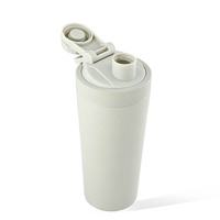 Bouteille shaker sport personnalisée de 20oz sans BPA à double paroi en acier inoxydable tasse shaker isolée sous vide bouteille shaker de protéines de gymnastique