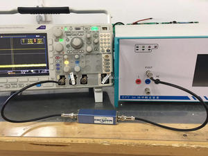EFTイミュニティ測定用IEC/ EN 61000-4-4 EFTパルス発生器 - Product Image 3