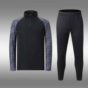 Мужской спортивный костюм с логотипом - Product Image 3