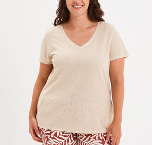 Camiseta Ligera Informal con Logotipo, Cuello en V, Manga Corta, Talla Grande para Mujer, Tela Suave y Fluida, Ecológica, Transpirable, Ajuste Cómodo para Todos - Product Image 6