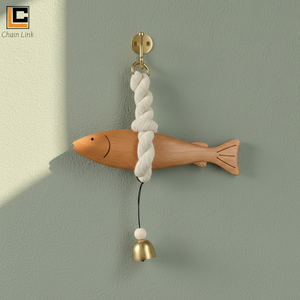 Nuovi <span class=keywords><strong>pesci</strong></span> in <span class=keywords><strong>legno</strong></span> decorazione bassa MOQ corda <span class=keywords><strong>di</strong></span> cotone che annodano campane <span class=keywords><strong>di</strong></span> intaglio del <span class=keywords><strong>legno</strong></span> <span class=keywords><strong>di</strong></span> simulazione <span class=keywords><strong>pesci</strong></span> in <span class=keywords><strong>legno</strong></span> appesi regali decorativi - Product Image 5