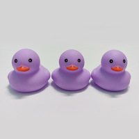 Canard de Bain Mini en Caoutchouc Souple, Flottant et Amusant, avec Logo Imprimé, Conception Personnalisée OEM, Coloré, Vendu en Gros