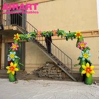 Arche de fleurs gonflable pour la publicité extérieure, combinaisons d'arches gonflables à chaîne de fleurs pour les fêtes