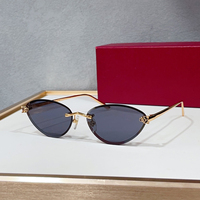 Lunettes de soleil de luxe pour femmes, style œil de chat, sans monture, monture en métal doré, verres dégradés, protection UV400, pour les vacances, mode vintage