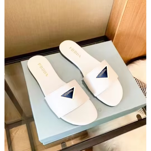 Sandales plates et tongs décontractées en PVC pour femmes, été 2025, pour les occasions de plage - Product Image 4