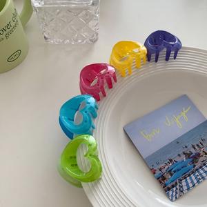 Pinza de Pelo Coreana para Niña, Transparente, Color Caramelo, 4cm, Pinza de Pelo Acrílica con Forma de Corazón Hueco - Product Image 2