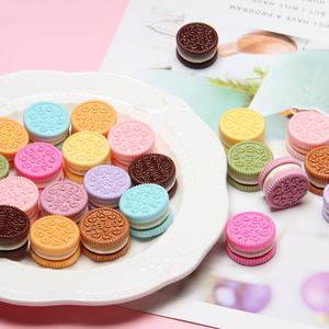 2025 fabricantes al por mayor personalizados de gran Color Oreo sándwich galletas resina galletas DIY crema pegamento Accesorios - Product Image 1