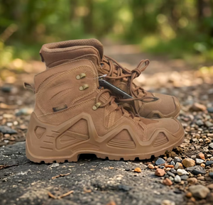 Bottes de randonnée tactiques TSB07 Coyote Brown en daim imperméable, pour toutes les saisons, couleur tan, hauteur mi-haute, à lacets, pour homme. - Product Image 5