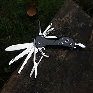 Couteau <span class=keywords><strong>suisse</strong></span> pliant d'extérieur personnalisé Couteau combiné multifonctionnel pour le camping et la <span class=keywords><strong>randonnée</strong></span> en plein air - Product Image 4