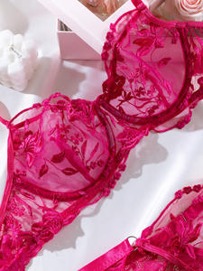 Set Lingerie Wanita dengan Bordir Bunga yang Menawan, Terbuat dari Jaring Transparan dan Renda, Ramah Lingkungan, Bernapas, Dilengkapi Lubang dan Bantalan yang Dapat Dilepas. - Product Image 6