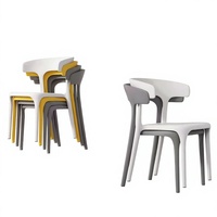 Fauteuil en plastique empilable durable de style européen avec accoudoirs, écologique et confortable, pour jardin et salle à manger extérieure (vente en gros)