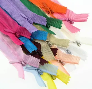 Fermeture éclair courte en nylon, à extrémités fermées, à coudre, ruban en <span class=keywords><strong>maille</strong></span> <span class=keywords><strong>invisible</strong></span> - Product Image 1