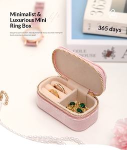 Boîte à bagues mini en velours, étui de rangement simple couche pour boucles d'oreilles et colliers, sac de voyage zippé couleur bonbon pour bijoux - Product Image 6