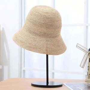 Chapeau Bob Personnalisable en Paille de Raphia de Madagascar, Crocheté, pour Femme – Idéal Plage, Soleil, Été, Décontracté, Pêche, Voyage - Product Image 6