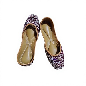 BS INTERNATIONAL Chaussures plates brodées florales en cuir écologique à lacets pour femmes, style indien traditionnel, très vendues - Product Image 2