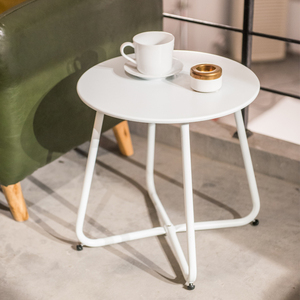 Moderno nordico semplice in ferro piccolo <span class=keywords><strong>tavolino</strong></span> da caffè antiruggine uso esterno interno per mobili per la casa balcone divano laterale tavolo d'angolo - Product Image 1