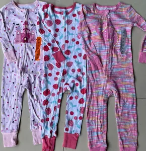 Bekleidung Stock Clearance Overruns Reiß verschluss Frosch anzüge Schlafanzug Baby Overalls Spiel anzüge