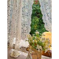 Rideau de gaze brodé beige de style crème rétro avec bords ondulés et rideau de séparation européen en dentelle de style court