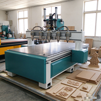 Routeur CNC à Têtes Multiples Robuste 1325 1530 2030 2040 Graveur et Découpeur 3D pour le Bois avec Moteur Servo à Vide Haute Précision