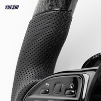 Volant sport en cuir perforé avec LED en fibre de carbone de haute qualité, personnalisé et prêt à l'emploi pour Mercedes-Benz C E S GLC GLE GLS
