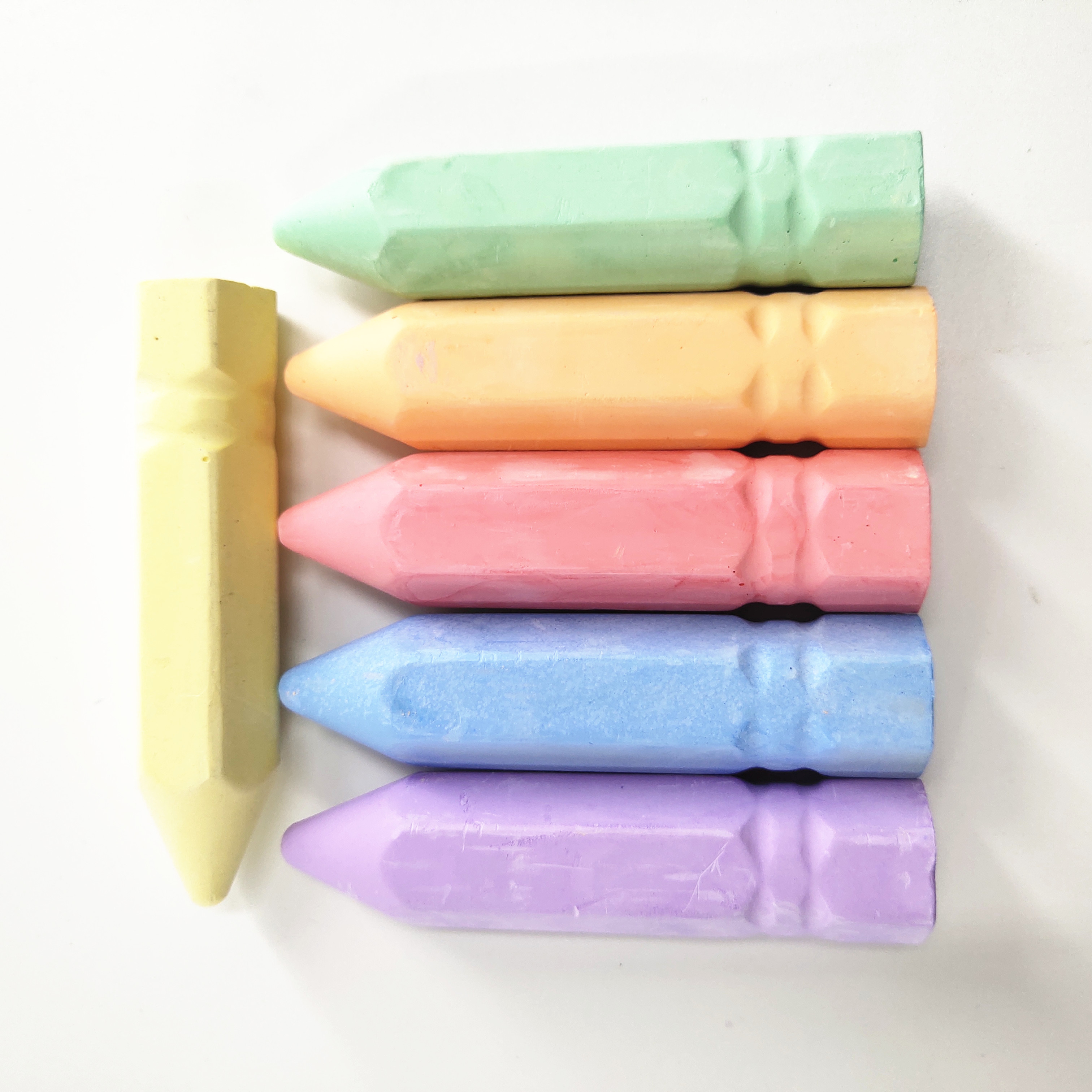 Eco-Friendly Dustless School Students Kids Drawing Customized Logo Plastic Barrel Jumbo Sidewalk Chalks