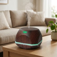 Diffuseur d'huiles essentielles USB à grain de bois, humidificateur ultrasonique d'aromathérapie 150 ml avec lumière LED pour la maison et la voiture