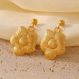Declaración PVD Chapado en oro 18K Pendientes colgantes de flores grandes Pendientes vintage de flores de oro amarillo de acero inoxidable que no se deslustran - Product Image 1