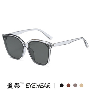 Lunettes de soleil unisexes tendance avec monture TR90 et verres PC, protection UV400 - Product Image 5