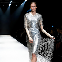 Robe de soirée longue maxi HT&T Avant-Garde avec sangle métallique et sequins, taille et couleur personnalisables, or/argent, style club sexy, pour soirée de gala