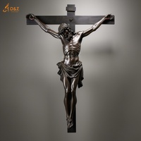 Statue de Jésus géante en bronze antique, en laiton, pour saut à l'élastique, représentant Jésus portant la croix grandeur nature, sculpture de Jésus en croix